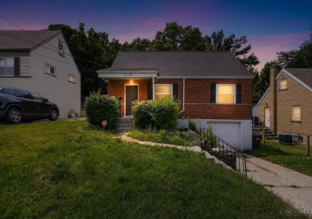 Homes for sale in Delhi Twp, OH | 1119 Anderson Ferry Rd, Delhi Twp, OH 45238 | MLS# 1883684
