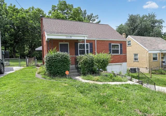 Homes for sale in Delhi Twp, OH | 1119 Anderson Ferry Rd, Delhi Twp, OH 45238 | MLS# 1883684