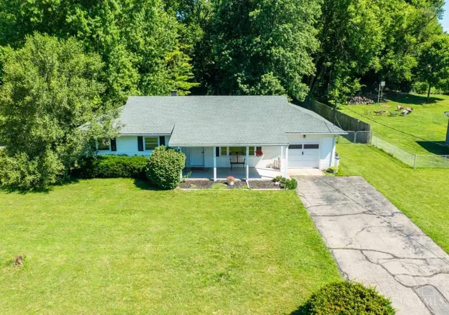 Homes for sale in Madison Twp, OH | 6496 Lorraine Dr, Madison Twp, OH 45042 | MLS# 1885715
