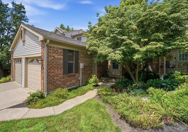 5th image of 5392 Gantzfield Ct, Sharonville, OH 45241 | MLS# 1885744