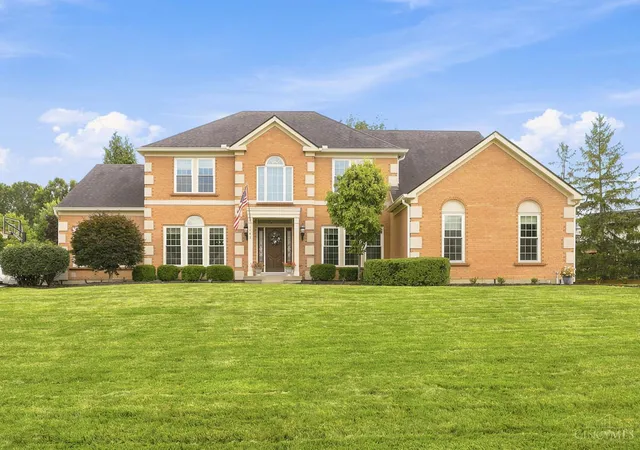 2nd image of 1443 Nauticus Cvs, Loveland, OH 45140 | MLS# 1885787