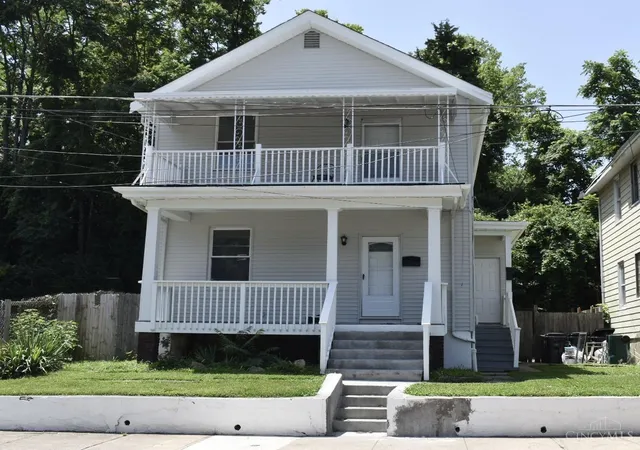 Homes for sale in Cincinnati, OH | 1129 Mcpherson Ave, Cincinnati, OH 45205 | MLS# 1885820