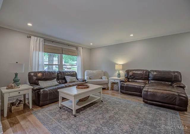 Homes for sale in Oxford, OH | 725 David Dr, Oxford, OH 45056 | MLS# 1885822