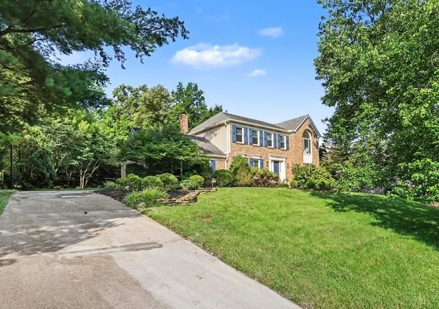 Homes for sale in Anderson Twp, OH | 6983 Treeridge Dr, Anderson Twp, OH 45244 | MLS# 1885131