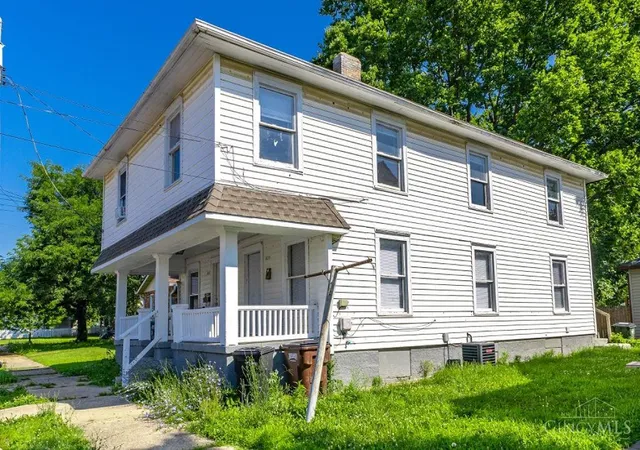 2nd image of 821 Sixth Ave, Middletown, OH 45044
