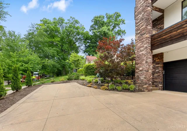 5th image of 3174 Portsmouth Ave, Cincinnati, OH 45208 | MLS# 1885312