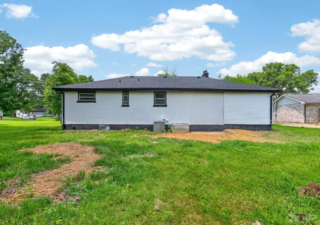 Homes for sale in Loveland, OH | 108 N Lebanon Rd, Loveland, OH 45140 | MLS# 1885880