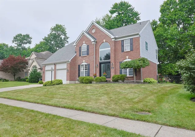 Homes for sale in Union Twp, OH | 438 Birchwood Dr, Union Twp, OH 45255 | MLS# 1885639