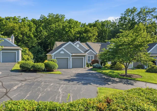 1st image of 7924 Bar Harbor Dr, Anderson Twp, OH 45255 | MLS# 1885577