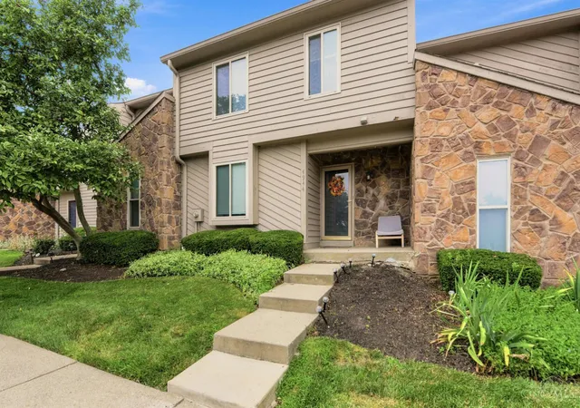 Homes for sale in West Chester, OH | 4944 Columbia Cir, West Chester, OH 45011 | MLS# 1885642
