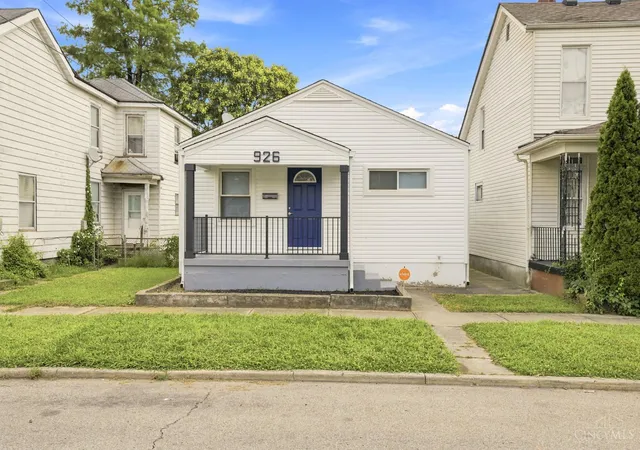 Homes for sale in Hamilton, OH | 926 Corliss Ave, Hamilton, OH 45011 | MLS# 1885914