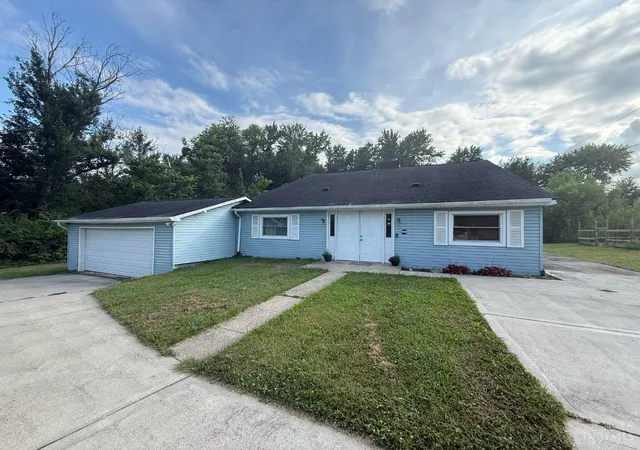 Homes for sale in Goshen Twp, OH | 6621 Oakland Rd, Goshen Twp, OH 45140 | MLS# 1885874