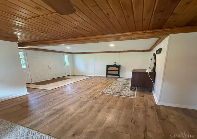 Homes for sale in Goshen Twp, OH | 6621 Oakland Rd, Goshen Twp, OH 45140 | MLS# 1885874