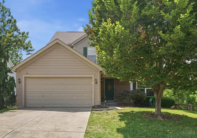 Homes for sale in Springfield Twp., OH | 12067 Brookway Dr, Springfield Twp., OH 45240 | MLS# 1885389