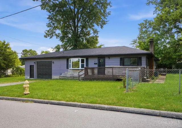 Homes for sale in Colerain Twp, OH | 2527 Washington Ave, Colerain Twp, OH 45231 | MLS# 1885933