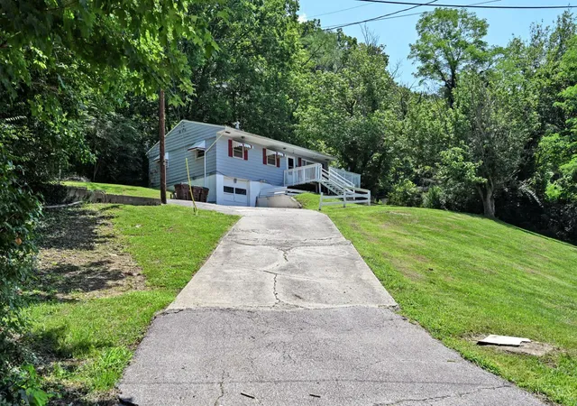 2nd image of 2401 St Rt 132, New Richmond, OH 45157 | MLS# 1885936