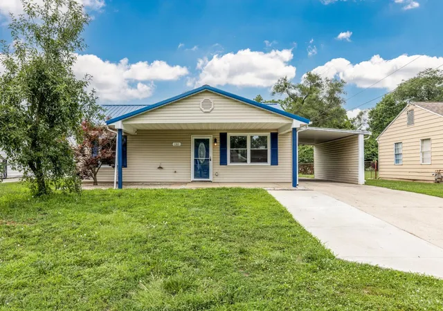 Homes for sale in Middletown, OH | 1311 Pershing Ave, Middletown, OH 45044 | MLS# 1885867