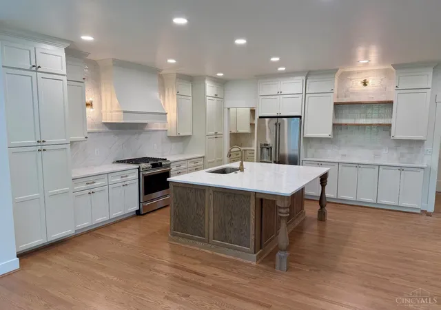 3rd image of 7807 Dee, Cincinnati, OH 45243 | MLS# 1885981
