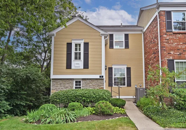 Homes for sale in Fairfield, OH | 1 Wildwood Dr #153, Fairfield, OH 45014 | MLS# 1885980