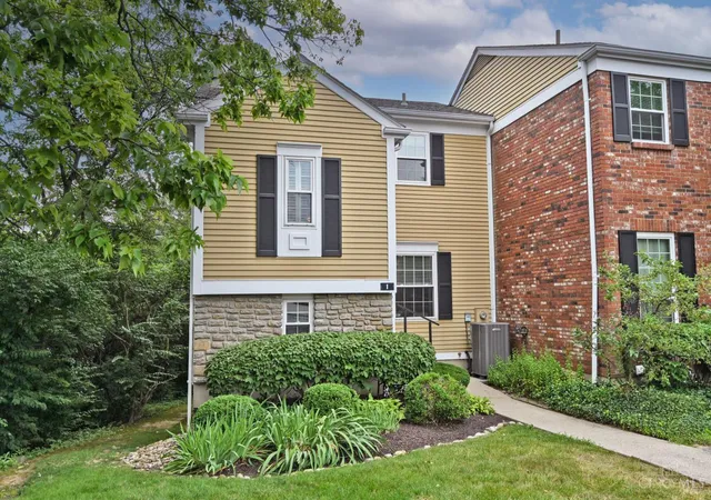 Homes for sale in Fairfield, OH | 1 Wildwood Dr #153, Fairfield, OH 45014 | MLS# 1885980