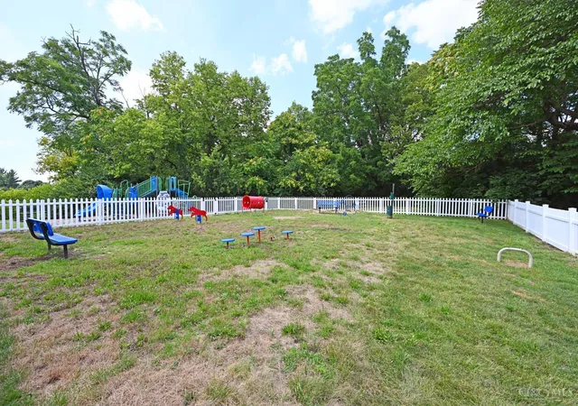 Homes for sale in Fairfield, OH | 1 Wildwood Drive, Fairfield, OH 45014 | Houzeo