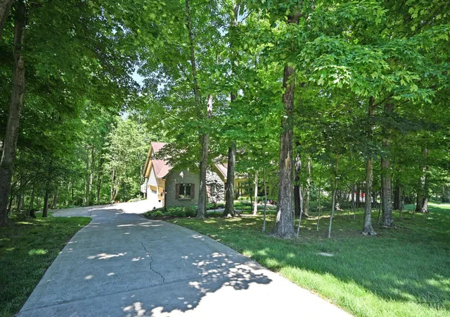 36th image of 5723 Chancellor Ln, Hamilton Twp, OH 45152 | MLS# 1885897