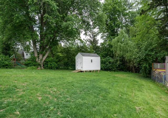 Homes for sale in Anderson Twp, OH | 1344 Plazaview Ct, Anderson Twp, OH 45255 | MLS# 1885656