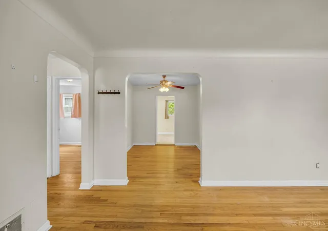 Homes for sale in Cincinnati, OH | 3725 Norwich Ln, Cincinnati, OH 45220 | MLS# 1885993
