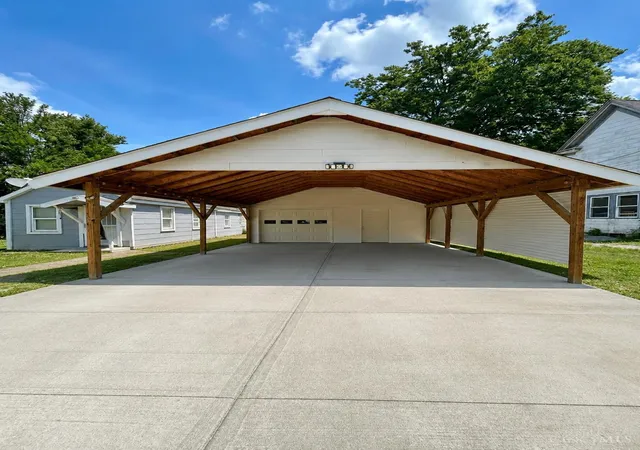 Photo 4 of Sale Pending at 812 Washington St, New Richmond, OH 45157 | MLS# 1885951 | Listing updated on 2026-08-22