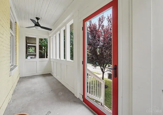 Homes for sale in Cincinnati, OH | 3040 Taylor Ave, Cincinnati, OH 45220 | MLS# 1885896