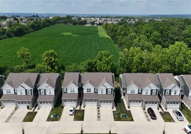 Homes for sale in Liberty Twp, OH | 4844 Osprey Pointe Dr, Liberty Twp, OH 45011 | MLS# 1886031