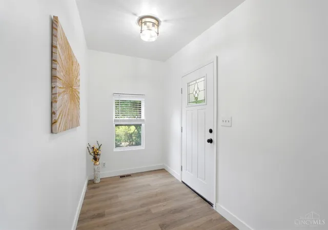 Photo 3 of Single family home for sale at 6056 Red Bank Rd, Cincinnati, OH 45213 | MLS# 1885709 | Listing updated on 2026-08-19