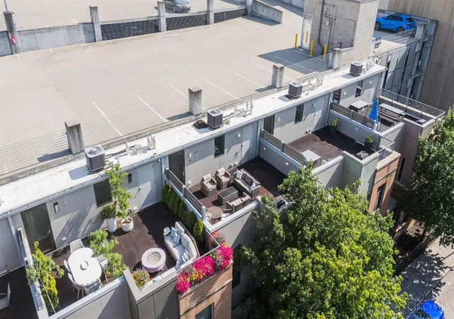 3rd image of 11 Mercer St, Cincinnati, OH 45202 | MLS# 1885875