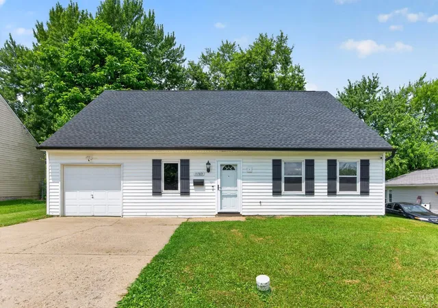 Homes for sale in Forest Park, OH | 11789 Cedarcreek Dr, Forest Park, OH 45240 | MLS# 1886040