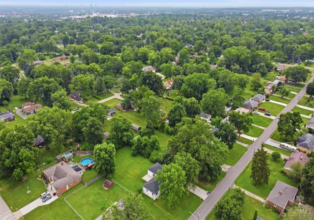 Homes for sale in Mason, OH | 124 Lynnview Dr, Mason, OH 45040 | MLS# 1885733