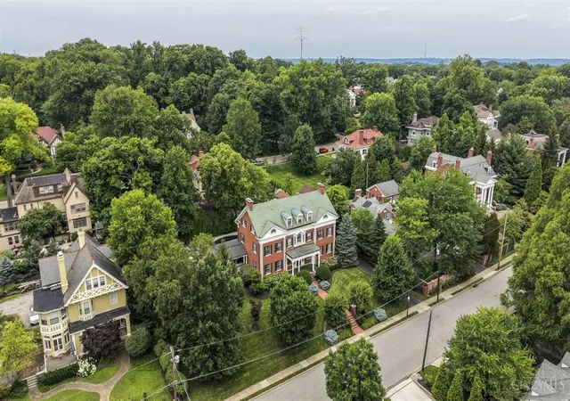 Homes for sale in Cincinnati, OH | 2957 Annwood St, Cincinnati, OH 45206 | MLS# 1885893