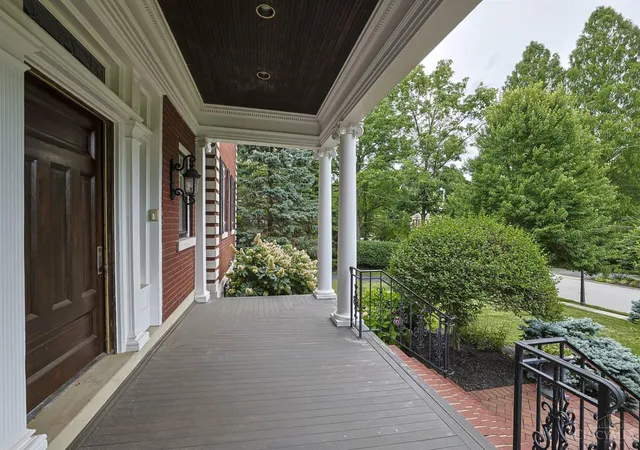 Homes for sale in Cincinnati, OH | 2957 Annwood St, Cincinnati, OH 45206 | MLS# 1885893