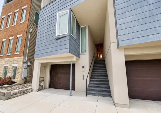 Homes for sale in Cincinnati, OH | 430 Oregon, Cincinnati, OH 45202 | MLS# 1885701