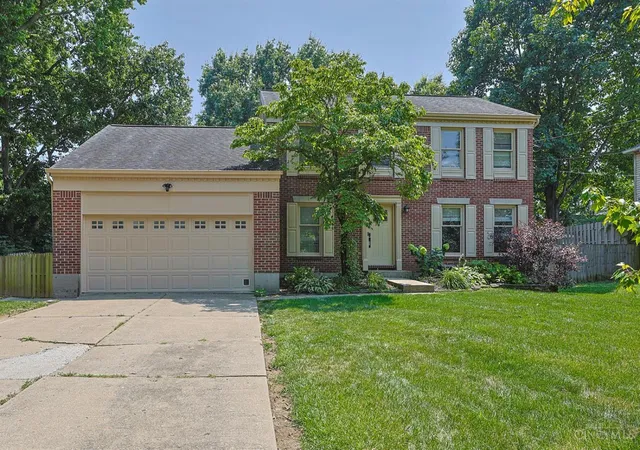 Photo 1 of Sale Pending at 6947 Dimmick Rd, West Chester, OH 45069 | MLS# 1886093 | Listing updated on 2026-08-31