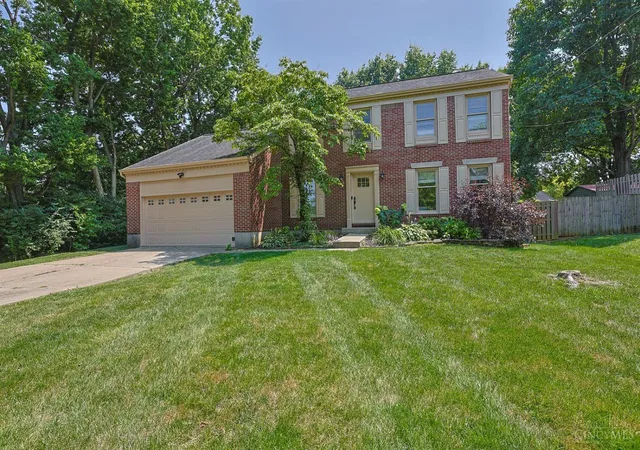 Photo 2 of Sale Pending at 6947 Dimmick Rd, West Chester, OH 45069 | MLS# 1886093 | Listing updated on 2026-08-31