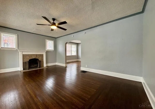 Homes for sale in Cincinnati, OH | 2942 Woodrow Ave, Cincinnati, OH 45211 | MLS# 1885928