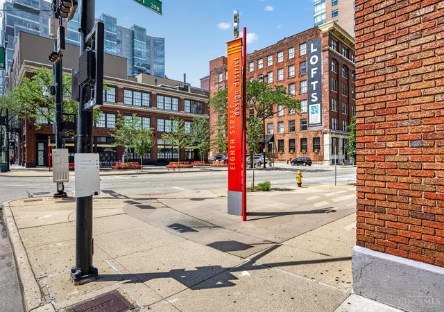 24th image of 813 Broadway St #302, Cincinnati, OH 45202 | MLS# 1886087