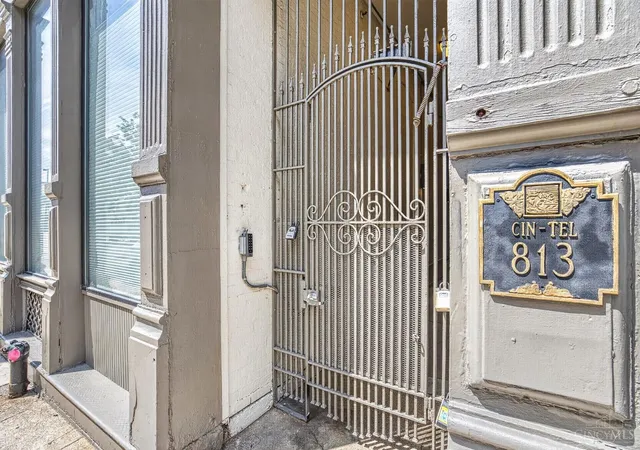 2nd image of 813 Broadway St #302, Cincinnati, OH 45202 | MLS# 1886087