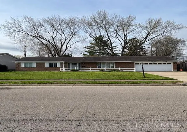 1st image of 825 Williams Dr, Wilmington, OH 45177 | MLS# 1886102