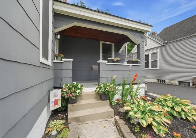 4th image of 3826 Watterson Rd, Cincinnati, OH 45227 | MLS# 1885706