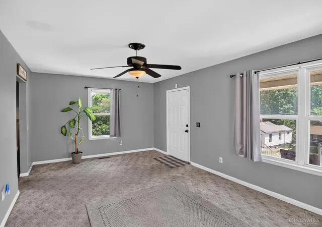 Homes for sale in Lincoln Heights, OH | 922 Chamberlain Ave, Lincoln Heights, OH 45215 | MLS# 1885746