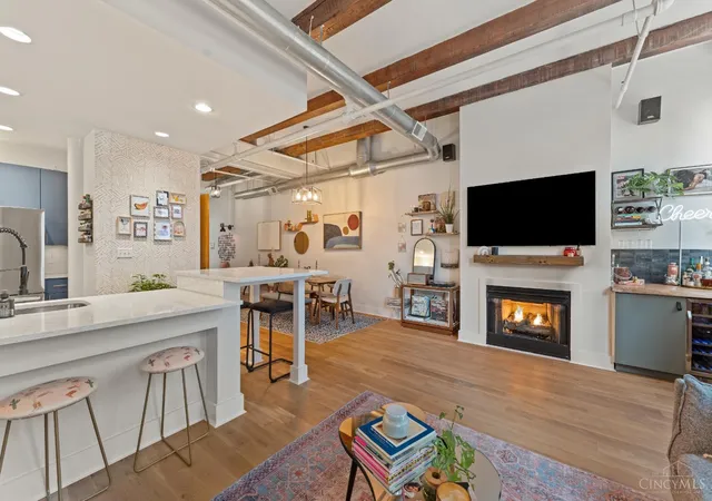 Homes for sale in Cincinnati, OH | 26 E Sixth St #604, Cincinnati, OH 45202 | MLS# 1886090