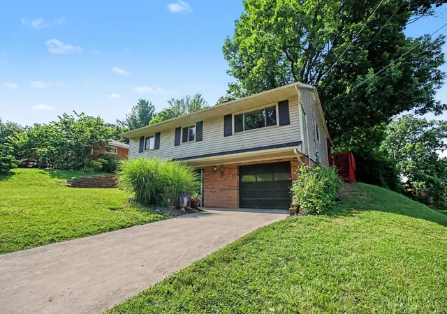 3rd image of 3941 Cornell Rd, Cincinnati, OH 45241 | MLS# 1886097