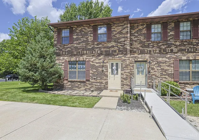 Homes for sale in Fairfield, OH | 3812 Mack Rd #Q, Fairfield, OH 45014 | MLS# 1886139