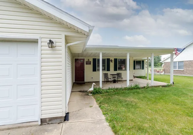 3rd image of 198 Finland Dr, Eaton, OH 45320 | MLS# 1885862